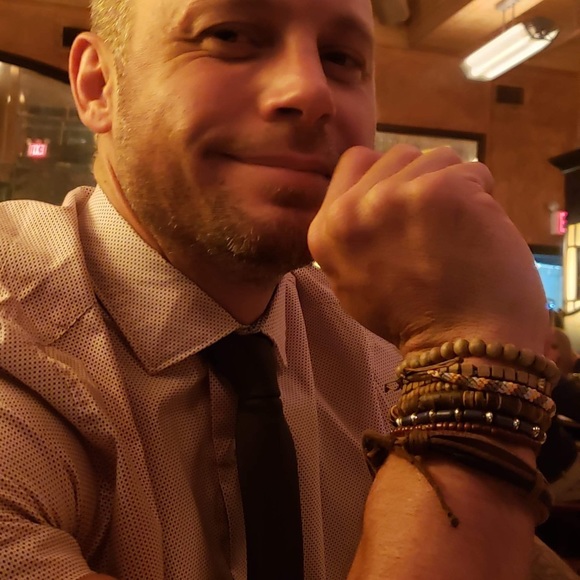 Meet your Posher, Nicholas - Picture 13 of 14